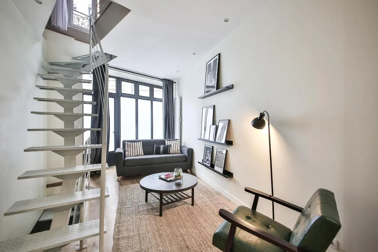 New Triplex 6Pers#Etoile#Porte Maillot#Porte Champerret Paris 0*,  França